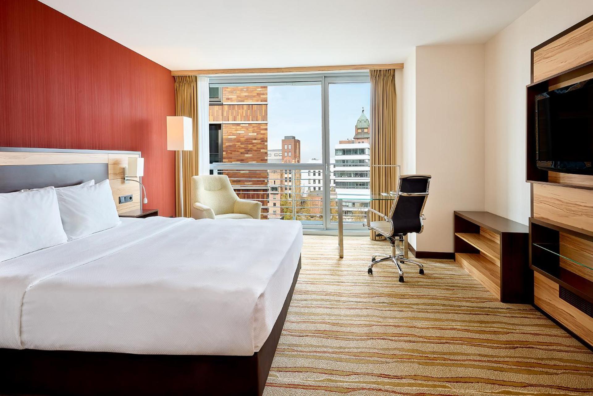 Courtyard By Marriott Duesseldorf Hafen Hotel Екстериор снимка